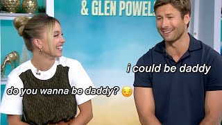 Sydney Sweeney and Glen Powell being the perfect romcom duo for 5 minutes