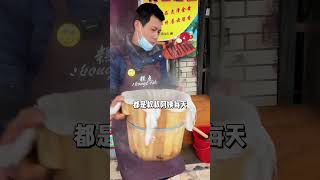 温州捣年糕，冬至一天用掉700斤糯米#中国美食 #街头美食 #年糕 #麻糍