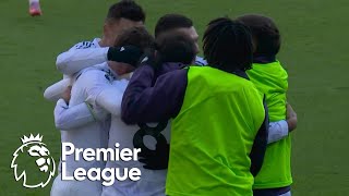 Mason Mount's free-kick gives Man United 2-1 lead over Crystal Palace | Premier League | NBC Sports