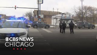 Two killed, 1 injured in White Castle shooting on near West Side
