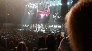 Elvis In Concert - enthusiastic and frenetic applause - Sporthalle Hamburg, Germany - 27.03.2012