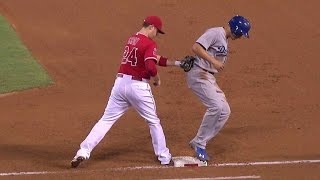 LAD@LAA: Angels challenge Richards' pickoff throw