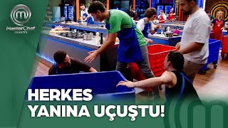 Mutfakta Görünmez Kaza! Beril ve Onur Herkesi Korkuttu! | MasterChef Türkiye 10.08.2024