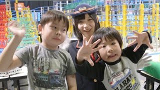 巨大プラレールレイアウトで遊んでもらった！まえちゃんねるさん がっちゃんねるさん 遊TVさん編 An adventure with a giant toy railway track