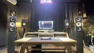 Amphion two18 + base two 25