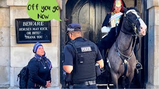 Royal king’s guard’s had enough from laughing Lady Karen, Ask the policemen to remove her!