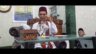 Hukum mengunjungi candi atau tempat peribadatan orang lain - Ustadz Abdul Somad #ondakwah