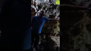 Evangelista Randy Island  en la Cueva  que oraba en el 1990 parte # 2