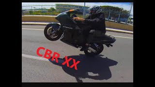 Η εορταστική βόλτα και το τρελό CBR XX!!| Motovlog #82