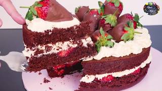 Torta húmeda de Chocolate con Frutillas y crema (Nude Cake)