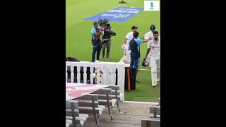 Scenes as KL Rahul returns to the dressing room after his brilliant 100 on Day 1 | TC