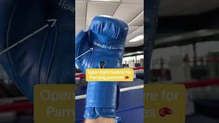 What to Look When Buying Boxing Gloves? Find Link in Description #boxinggloves #boxingtips #boxing