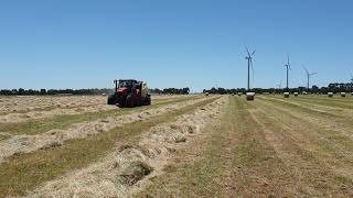 Kubota M7-152 Premium KVT and Krone Varipack V190XC Plus(2)