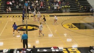 Bettendorf Bulldogs volleyball beats Davenport Central Blue Devils 3-0