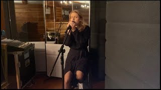 Stay by Rihanna - Cover (Maja Golec)