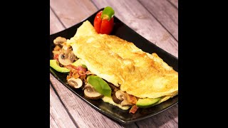 Crispy Bacon, Mushroom and Avocado Omelet