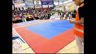 Cpto. Catalunya de karate alevín, infantil y juvenil. Carles 🥉3º en kata infantil. Associacio Do.