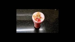 गर्मी भागेगी दूर जब पिएंगे ये रूह अफजा सेक purani delhi style ruhfja shake#shortsfeed #trending