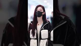 曾可妮 Zeng Keni Departure from Shanghai by GalacticFall | 210305