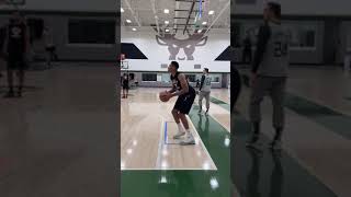 Giannis Antetokounmpo mocking Steph curry in practice