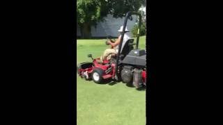 Toro GreensMaster 3150 Q Riding Greens Mower 2,330hrs Hillcrest Country Club Auction 062216