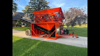 New Stacker Conveyor by North 42 THE HUSTLER