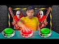 ¡NO LIBERES EL PAYASO ASESINO INCORRECTO! * BOTONES MISTERIOSOS