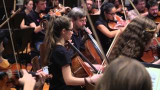 Yannick Nézet-Séguin dirige une répétition de l'orchestre symphonique Joseph-François-Perrault