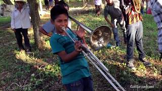 Jaripeo a ritmo de banda de viento tradicional (Los Volvers)