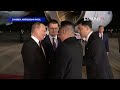 Momen Presiden Rusia Putin Disambut dengan Pelukan Kim Jong Un saat Tiba di Korea Utara