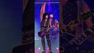 09. KISS - Black Diamond (intro Paul) [Paris Accor Arena] HD (07.06.2022)