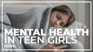 UO study finds teen girls' language of texting, social media linked to mental health