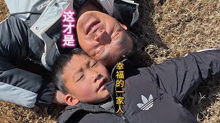 孩子们需要的幸福其实很简单，大年初一出去走走，就是童年的回忆