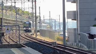 南海2000系普通車なんば行きと1000系普通車和歌山市行きの発着！　南海本線和歌山大学前駅駅