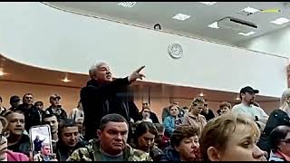 Я ещё раз вам говорю, не доводите народ..!Житель Оренбурга на встрече с властями.#россия #наводнение