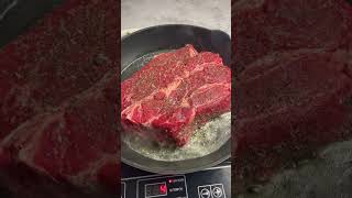 What's the best way to prepare a chuck roast? Sear and slow cook! | #recipe