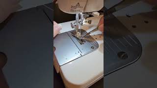 Thread Nesting Under Fabric When You Begin Sewing Check Out This Easy Fix Sewing Sewingtutorial
