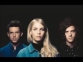 London Grammar - Bones Of Ribbon (Áudio)