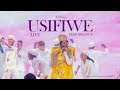 Usifiwe by Tonzi  (Live Performance)