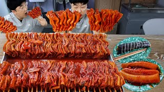 Forty Thick Oden Skewers Immersed in Tteokbokki Sauce KOREAN MUKBANG