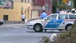 Német Vöröskereszt mentő + OMSZ Mentők érkeznek // German Red Cross ambulance + HUN ambulances