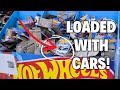 WE FOUND A DUMP BIN FULL OF UNEXPECTED HOT WHEELS AND TREASURE HUNTS!!!!!