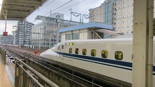 2024年1月3日山陽新幹線博多(駅)13番のりば7133Aのぞみ133号到着→停車 N700A(系)·G19編成(N700A·G33編成)運行7133Aのぞみ133号(→7104Aのぞみ104号)