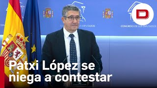 Patxi López se niega a contestar a un periodista durante la rueda de prensa en el Congreso