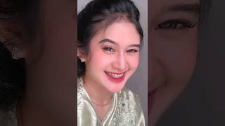 awas terluka,,, bunga mawar semuanya brduri🥀💃🤣 #videoshort #tiktok #jedagjedug #storywa