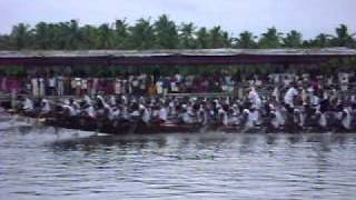 Kayamkulam Boat Race 2010 - Video2.AVI