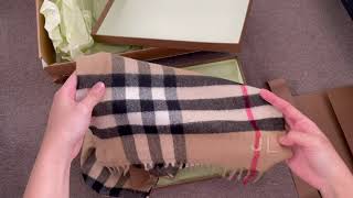 BURBERRY CASHMERE SCARF UNBOXING