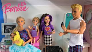 Barbie Is Having a Baby Story: Barbie Dream House with Barbie Sister Chelsea and Barbie and Ken
