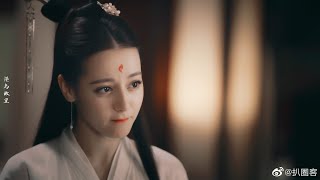 《三生三世枕上书》：东凤陪伴篇，第111集，东华皱着眉头看着小火苗蹭蹭蹭的往上升着！