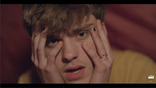 brakence - fwb (Dir. @DanielJordanK)